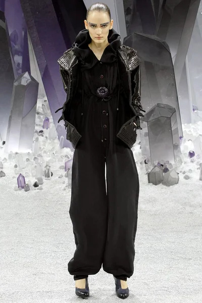 Look 5